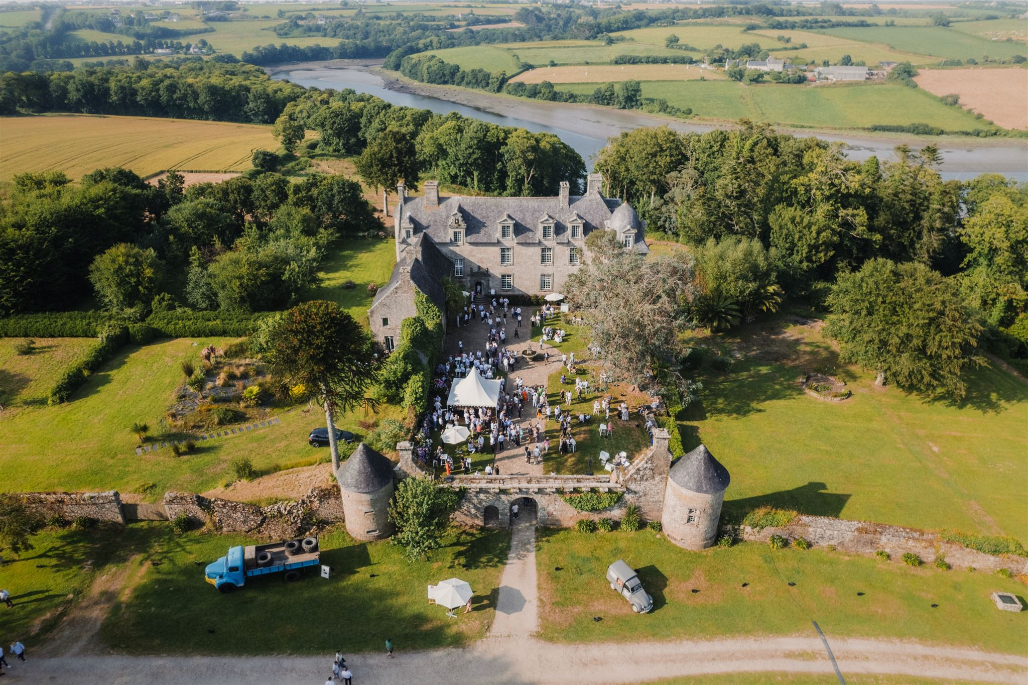 Les 100 ans du Groupe Tanguy au Château de Keroartz   20.06.2025   Photo d'événement d'entreprise à Brest par Antoine Borzeix 180 websize